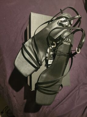 Black Kitten Heal Strappy Square-Toe Sandals